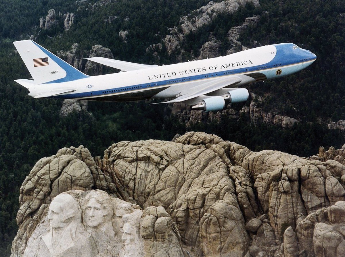 Air Force One flying by Mt. Rushmore
